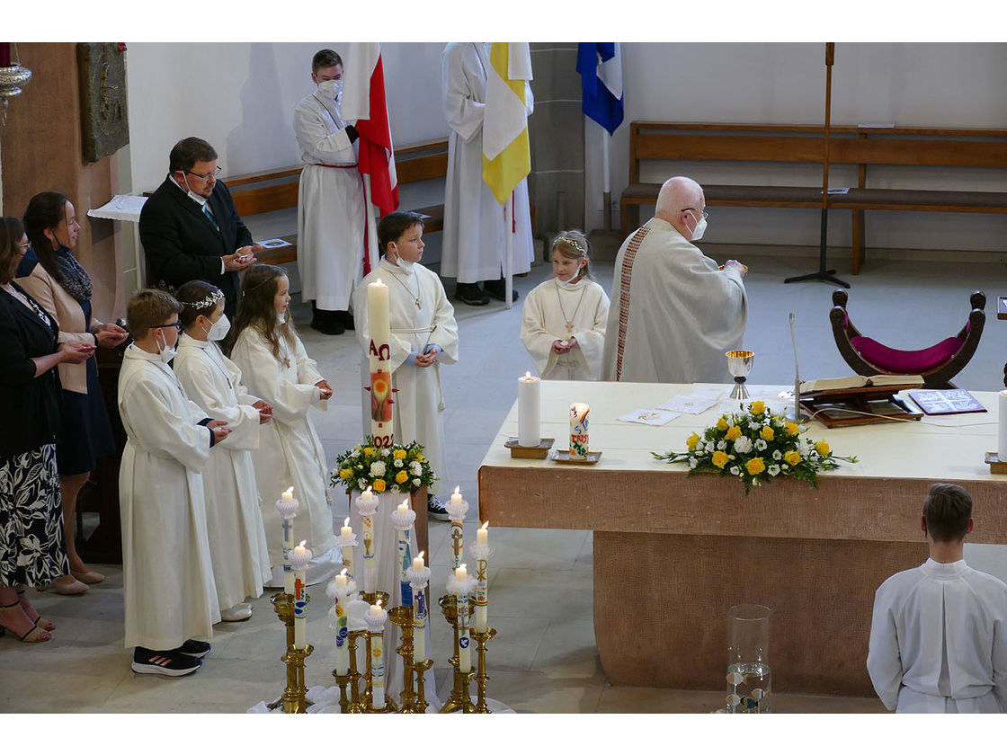 Feier der 1. Heiligen Kommunion in Sankt Crescentius (Foto: Karl-Franz Thiede)